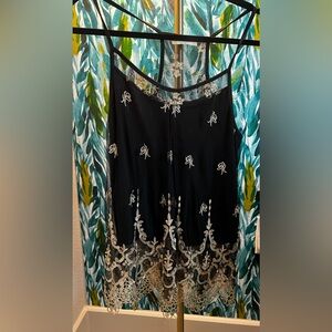 Black and Gold Embroidered Top Size M - Altard State